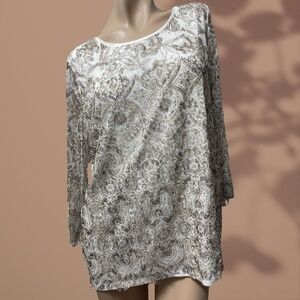 Chicos Size 2 (US size 12, M) Solid White Shirt w Brown & White  Lace Top